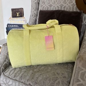 NWT💛Stoney Clover Lane Terry Cloth Embossed Palm Trees duffel bag travel bag💛